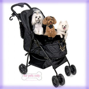 Lifestyle: Il passeggino Stay Classy Stroller di For Pets Only lo trovi da Mon Petit Boutique